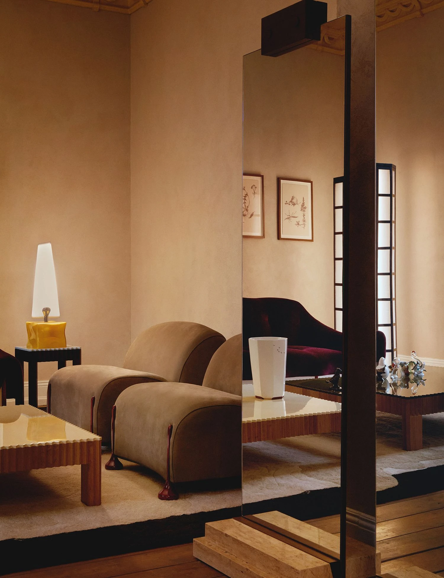 salon mur ocre Zara Home x Luca Guadagnino : la collection Atlas of Desire