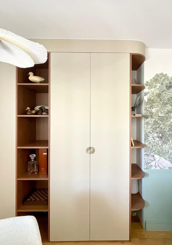 bureau décoration contemporaine appartement près de Paris par Charlotte Gille
