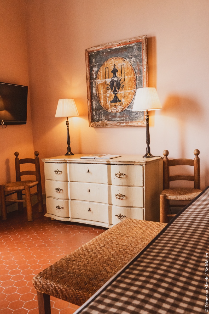 bedroom rustic chic decor Mas de Peint Camargue France