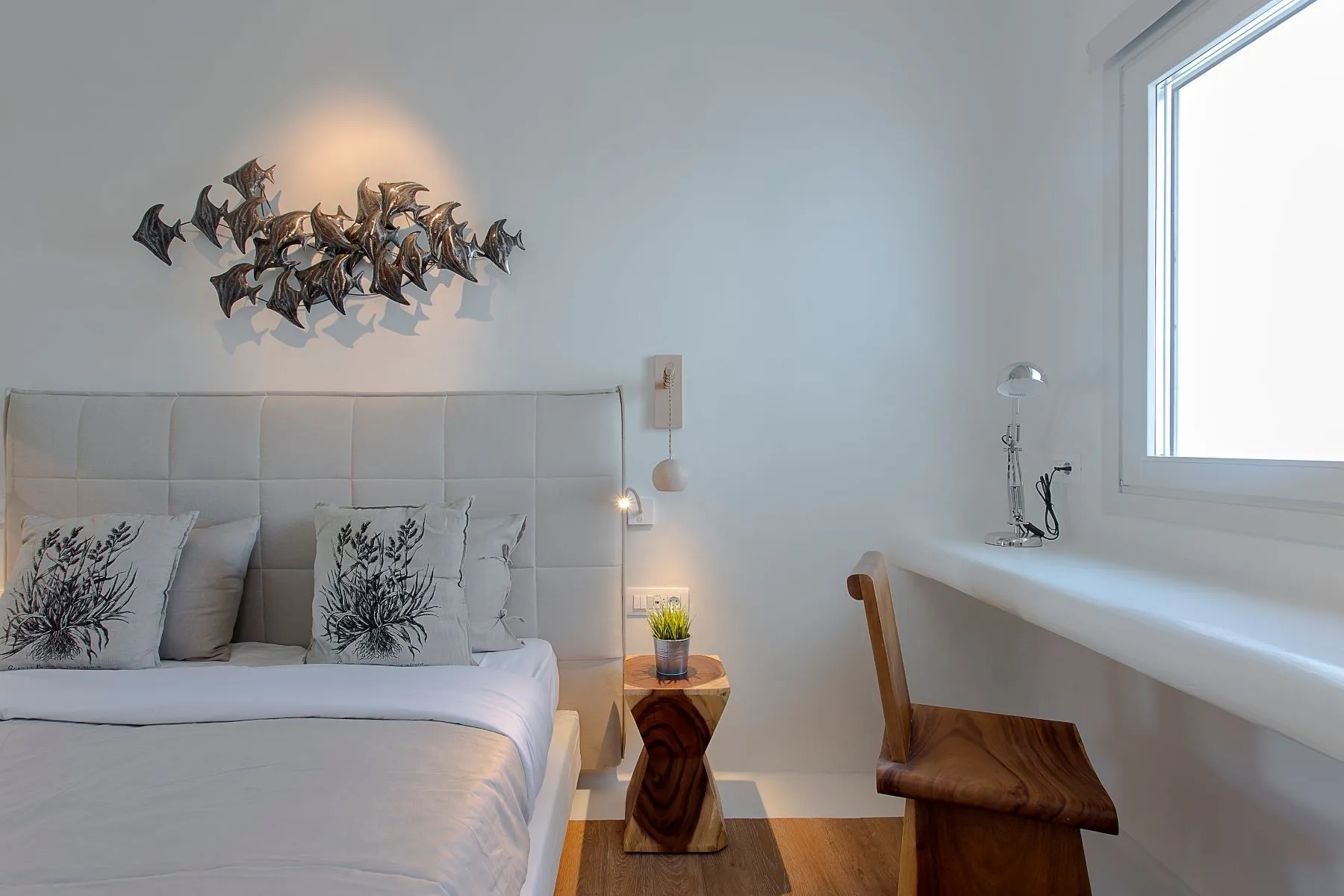 chambre décoration contemporaine mur de pierres maison design à Mykonos avec piscine chambre décoration contemporaine mur de pierres maison design à Mykonos avec piscine