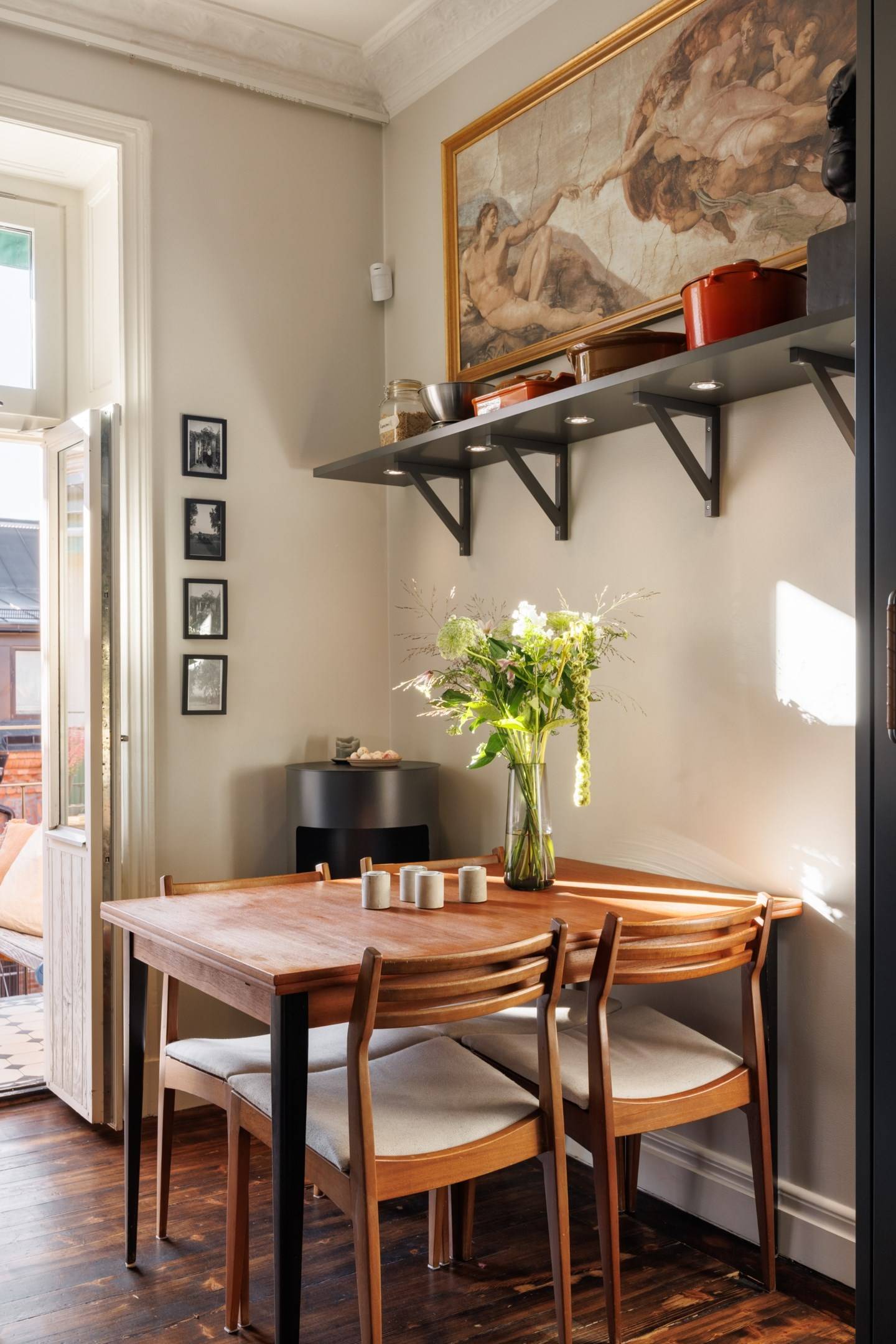 dining room 1960s vintage decor