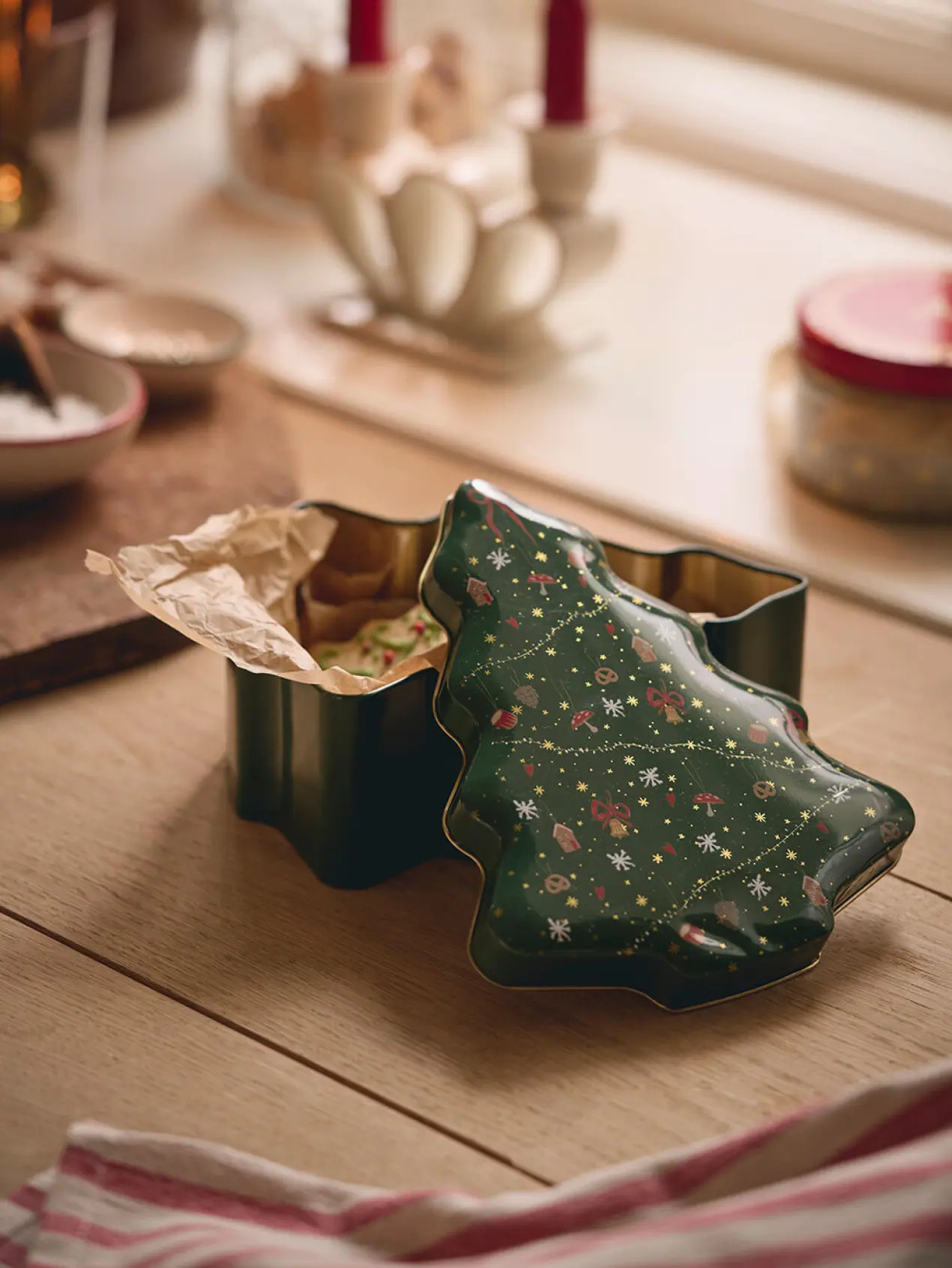boite à gâteau sapin Søstrene Grene