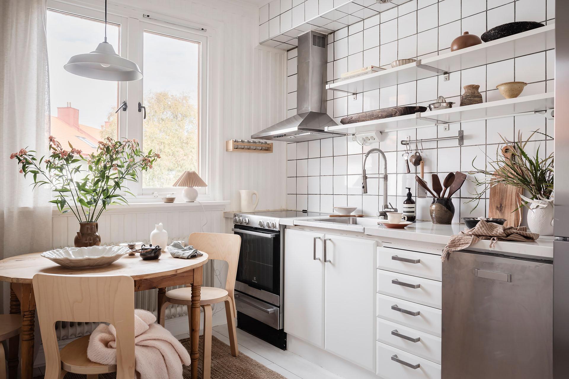 cuisine et salle à manger décoration scandinave blanche studio 27m2 cuisine et salle à manger décoration scandinave blanche studio 27m2