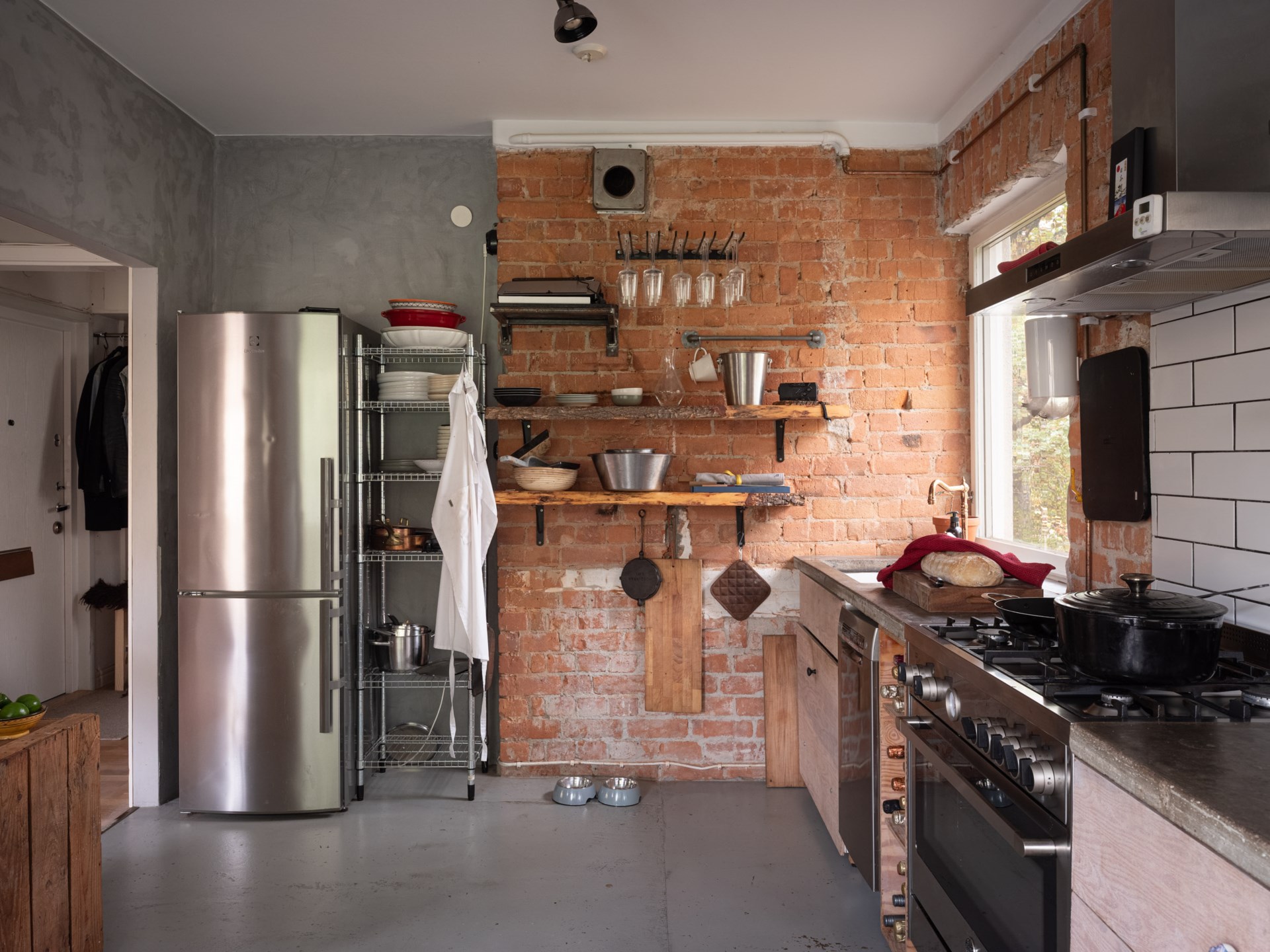 kitchen with historic brick walls 42sqm studio Scandinavian decor