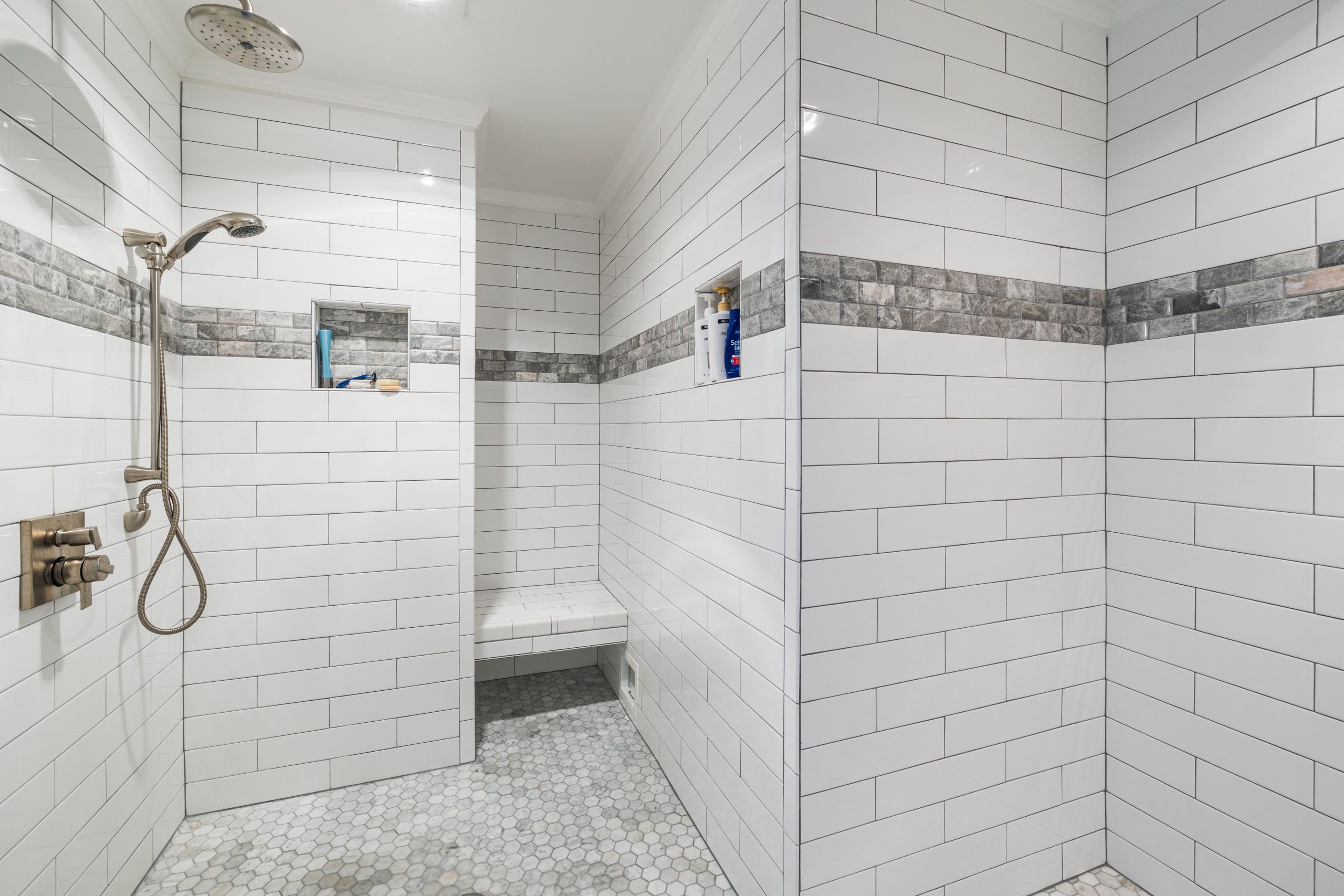 douche ouverte décoration contemporaine