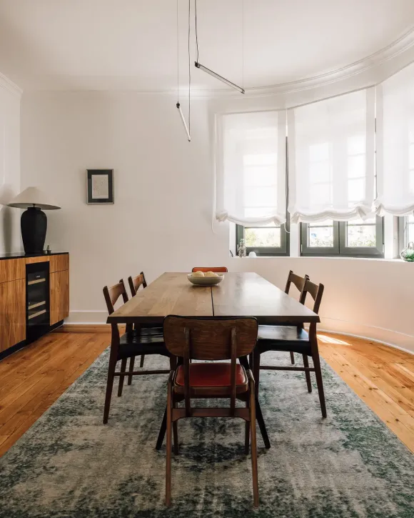 espace repas dans cuisine bois Villa Branca