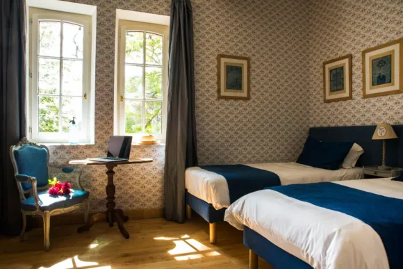 chambre à deux lits la Bastide des Tourelles